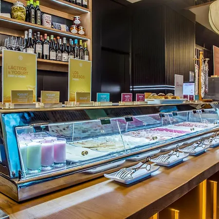 Puerto De La Luz By Pierre & 3*