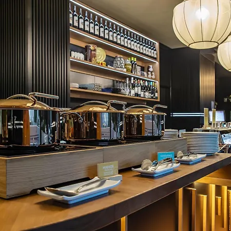 Hotel Puerto De La Luz By Pierre & Las Palmas de Gran Canárias