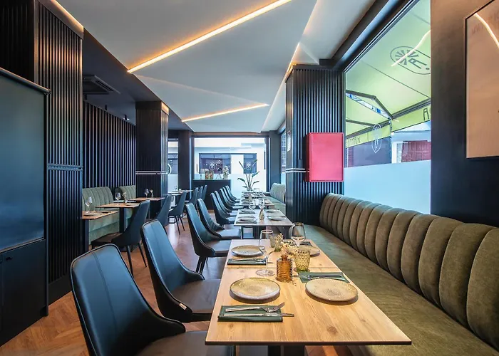 Puerto De La Luz By Pierre & Λας Πάλμας ντε Γκραν Κανάρια