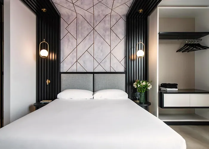 Puerto De La Luz By Pierre & 3*