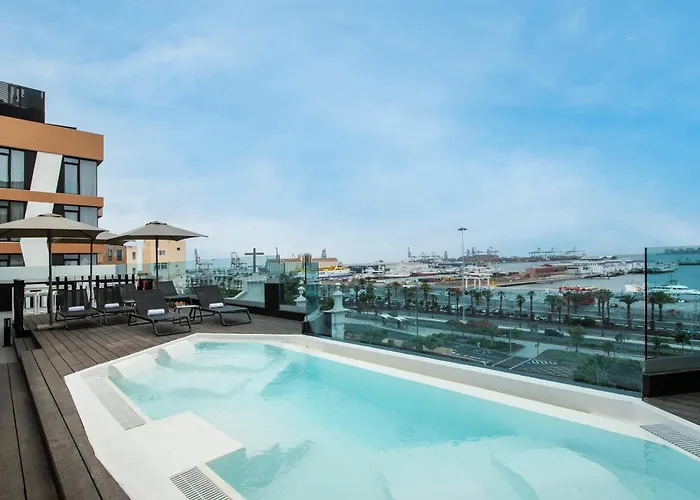 Puerto De La Luz By Pierre &