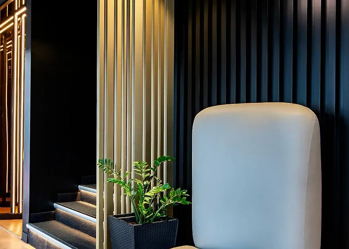 Puerto De La Luz By Pierre &